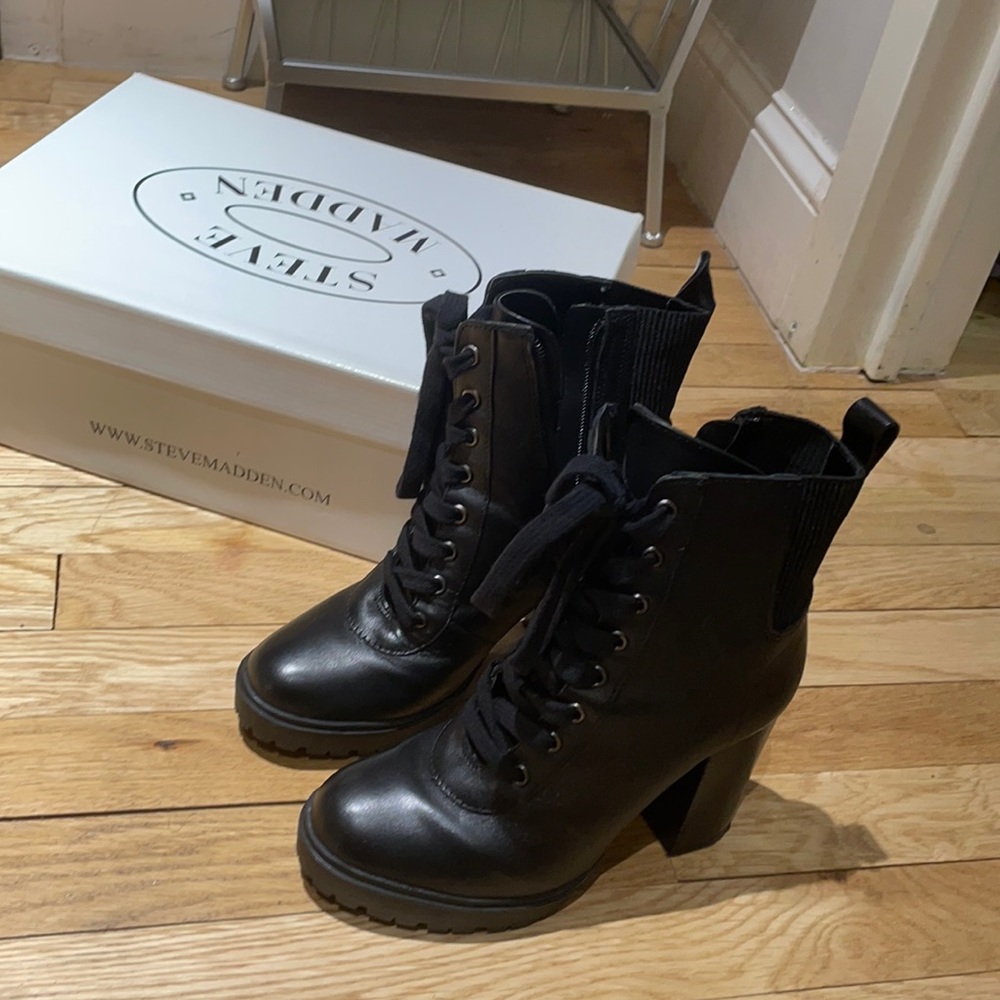 Steve Madden boots